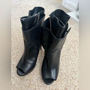 BCBGeneration Gavin Black Open Toe Bootie- size 8.5M